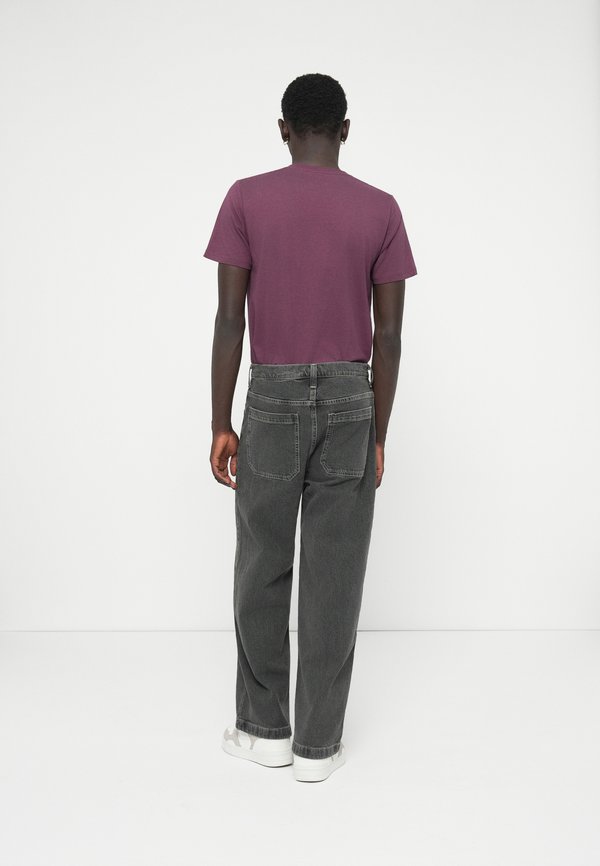 Hollister Co. SUPER BAGGY POCKET