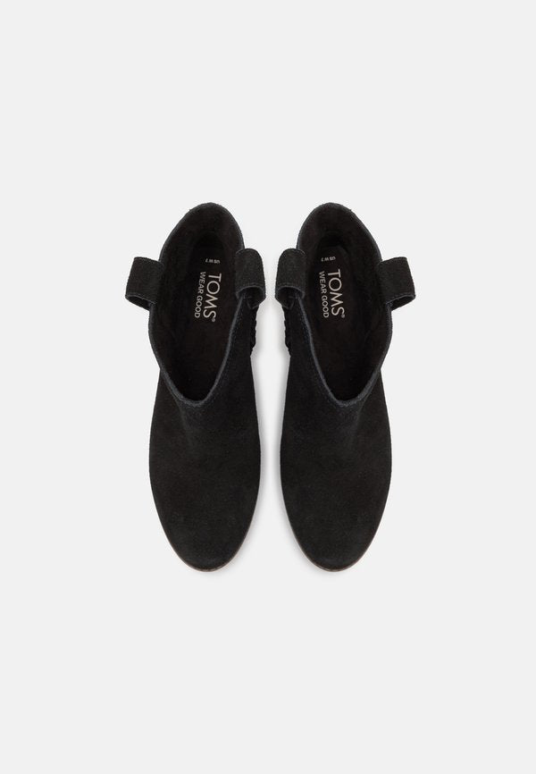 TOMS CONSTANCE