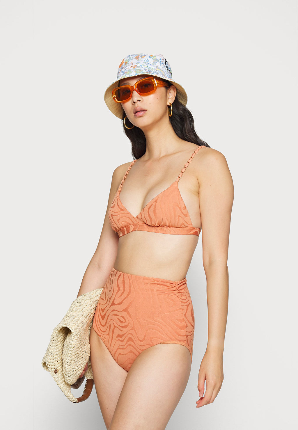 SECOND WAVE HIGH WAIST PANT Media 2