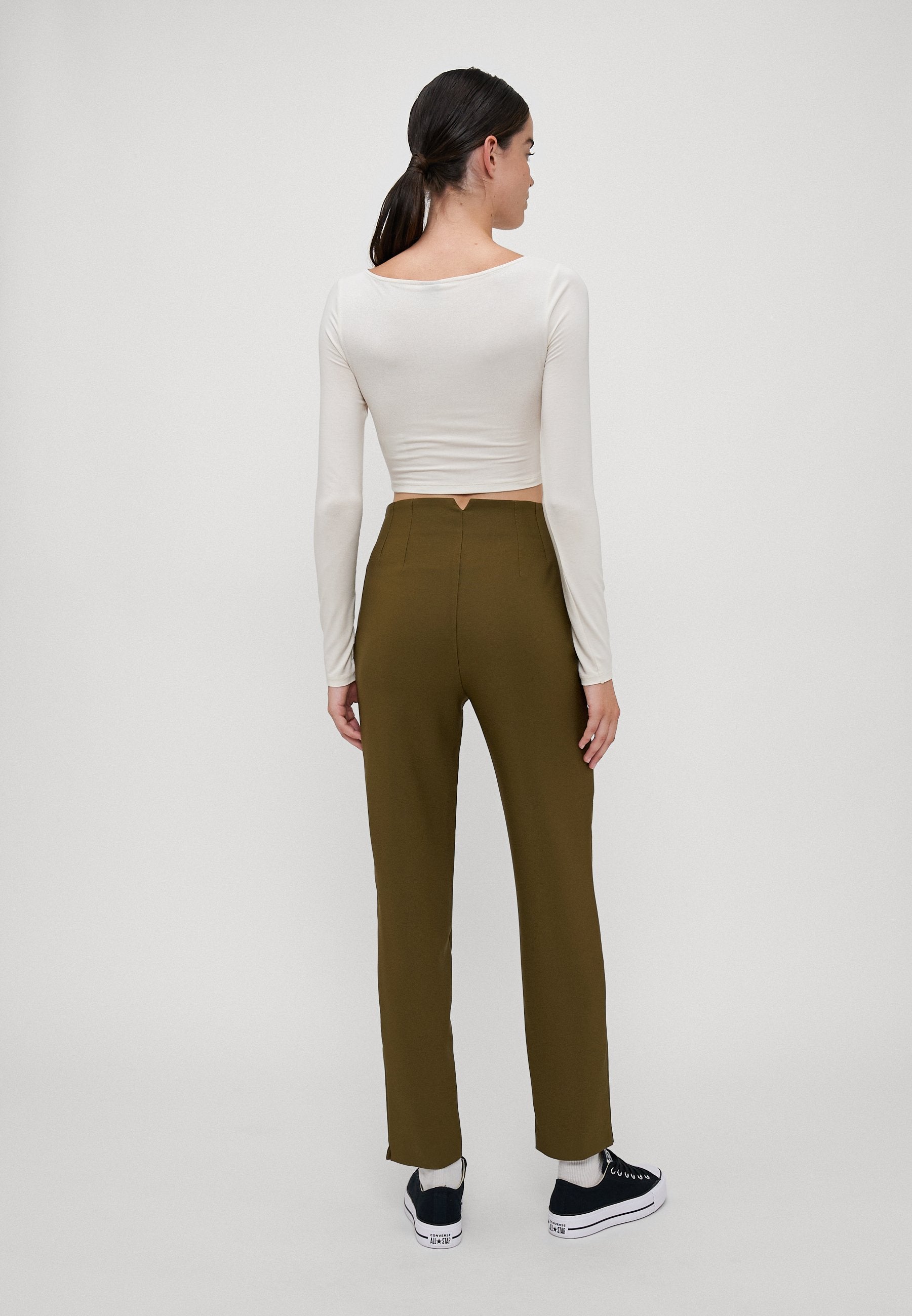 Anna Field Tall