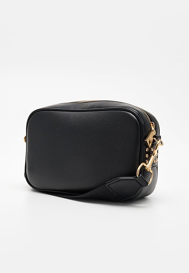 Love Moschino