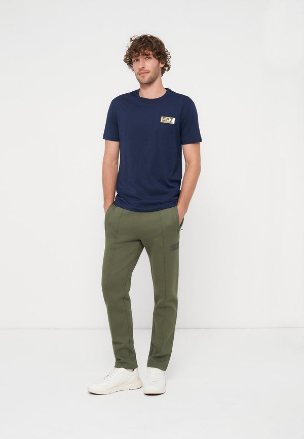 EA7 Emporio Armani