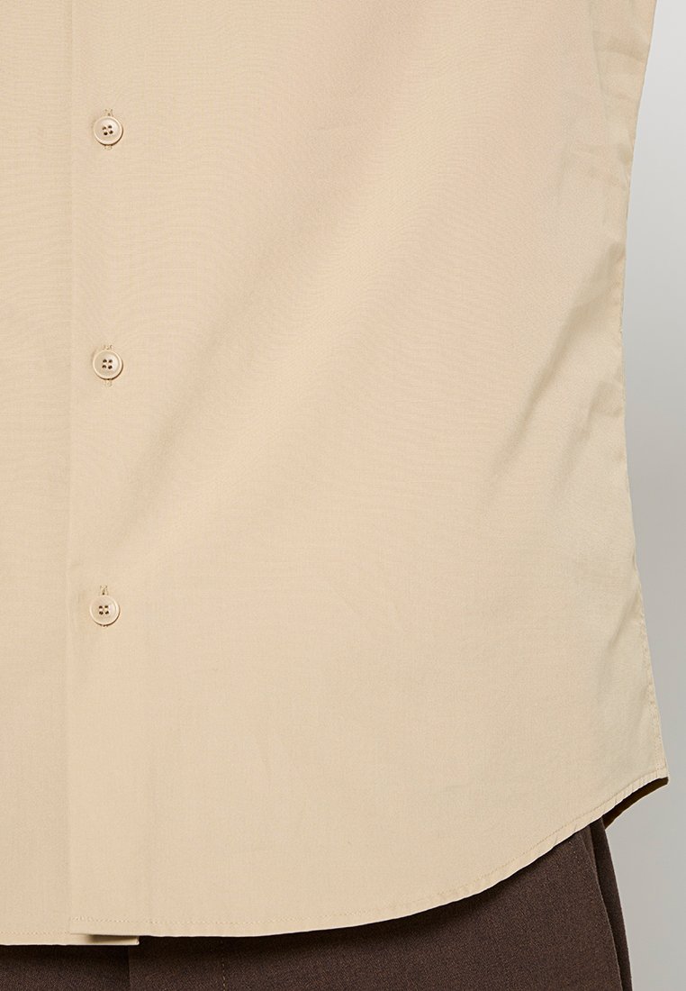 sandro