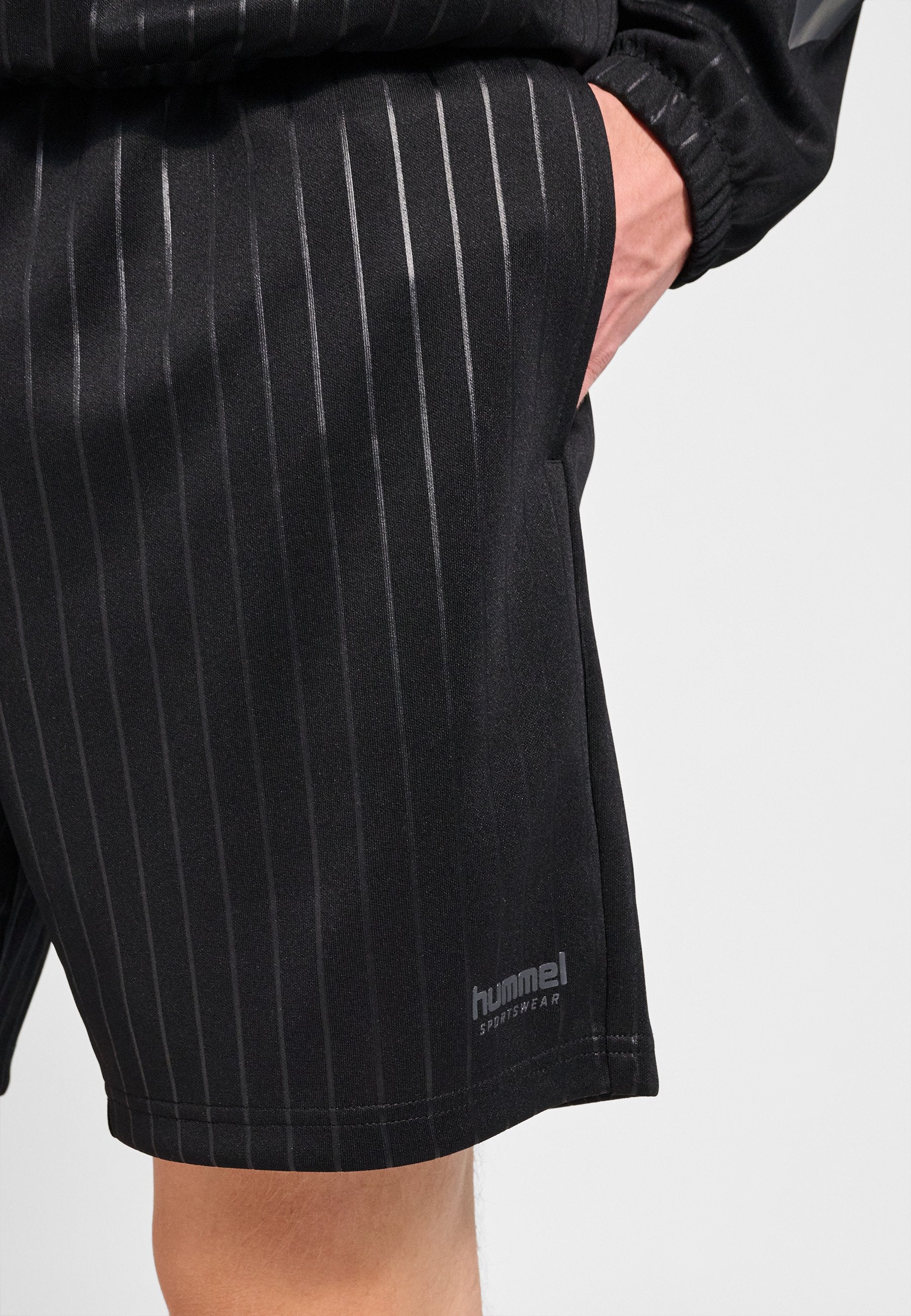 Hummel HMLSTRIPE
