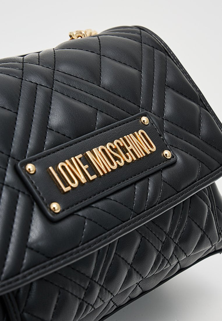 Love Moschino