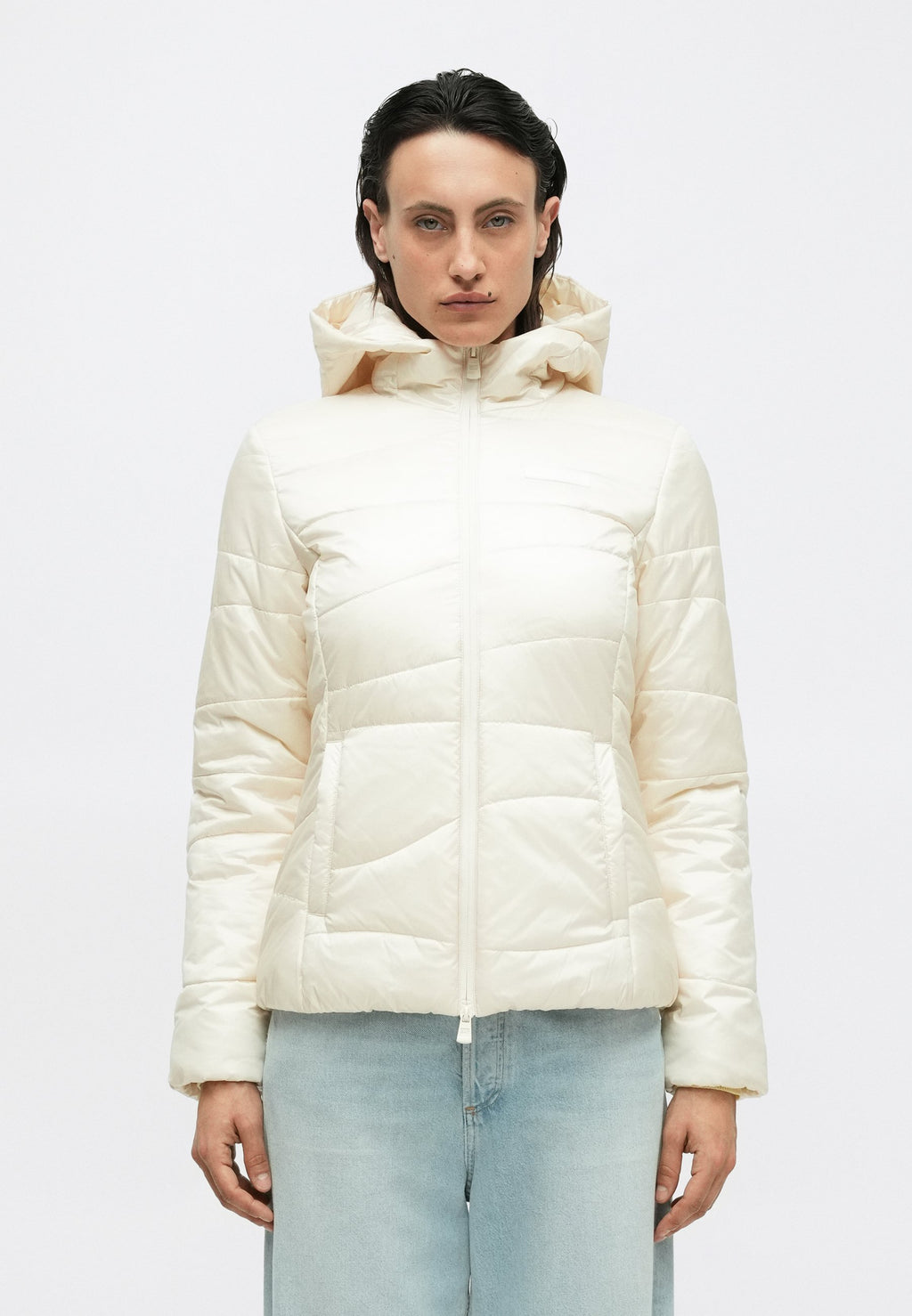 JACKET Media 4