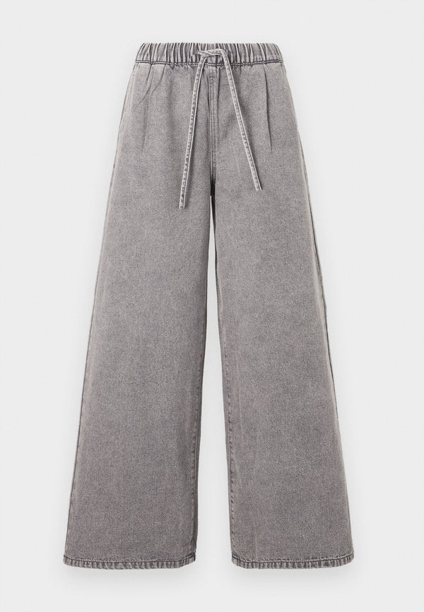 Vero Moda VMVALERIA PULL UP - Wide Leg - medium grey denim