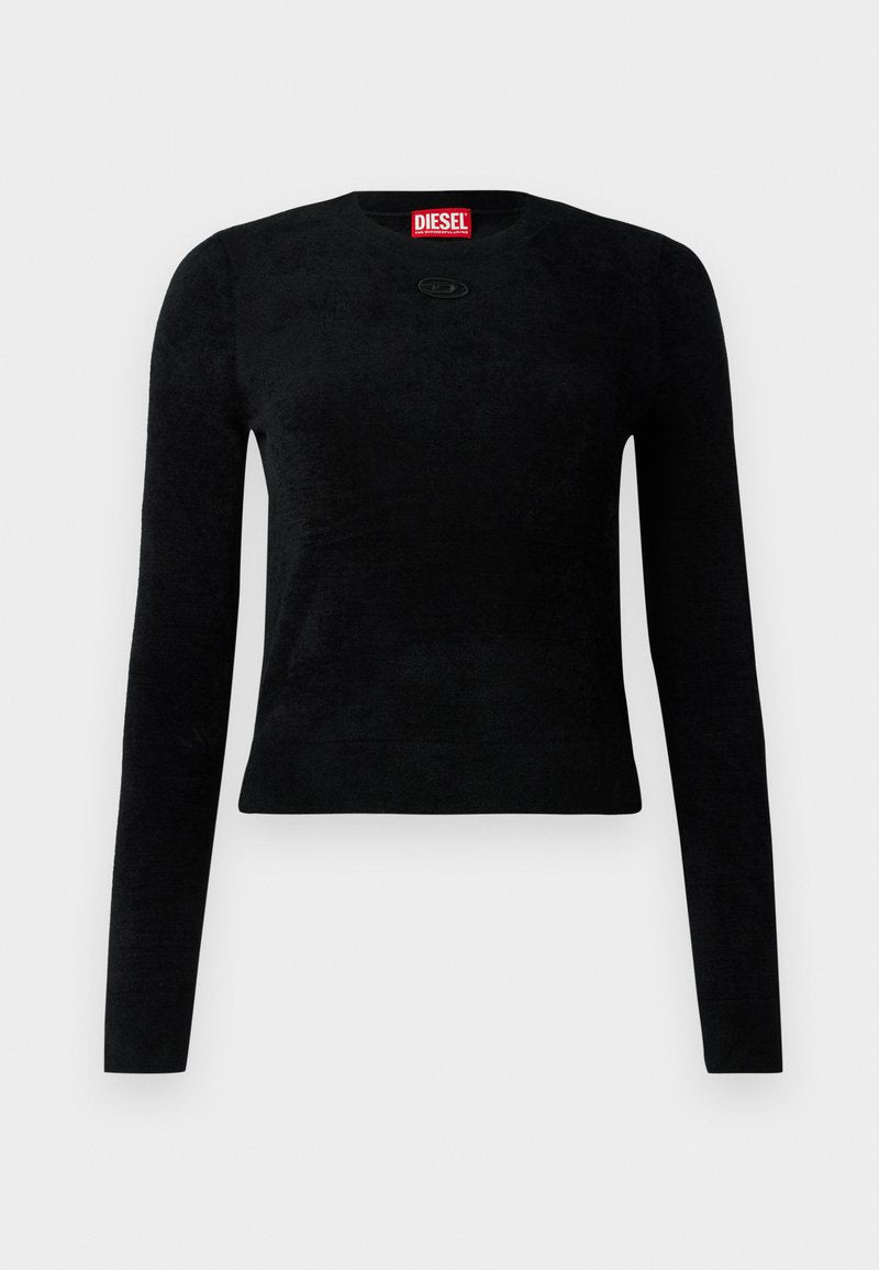 Schwarzer, langärmeliger, taillierter Crewneck-Pullover mit dezentem Logo-Detail und rotem Diesel-Label im Halsbereich.