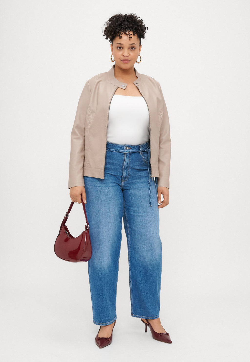 CARROBBER JACKET Media 2