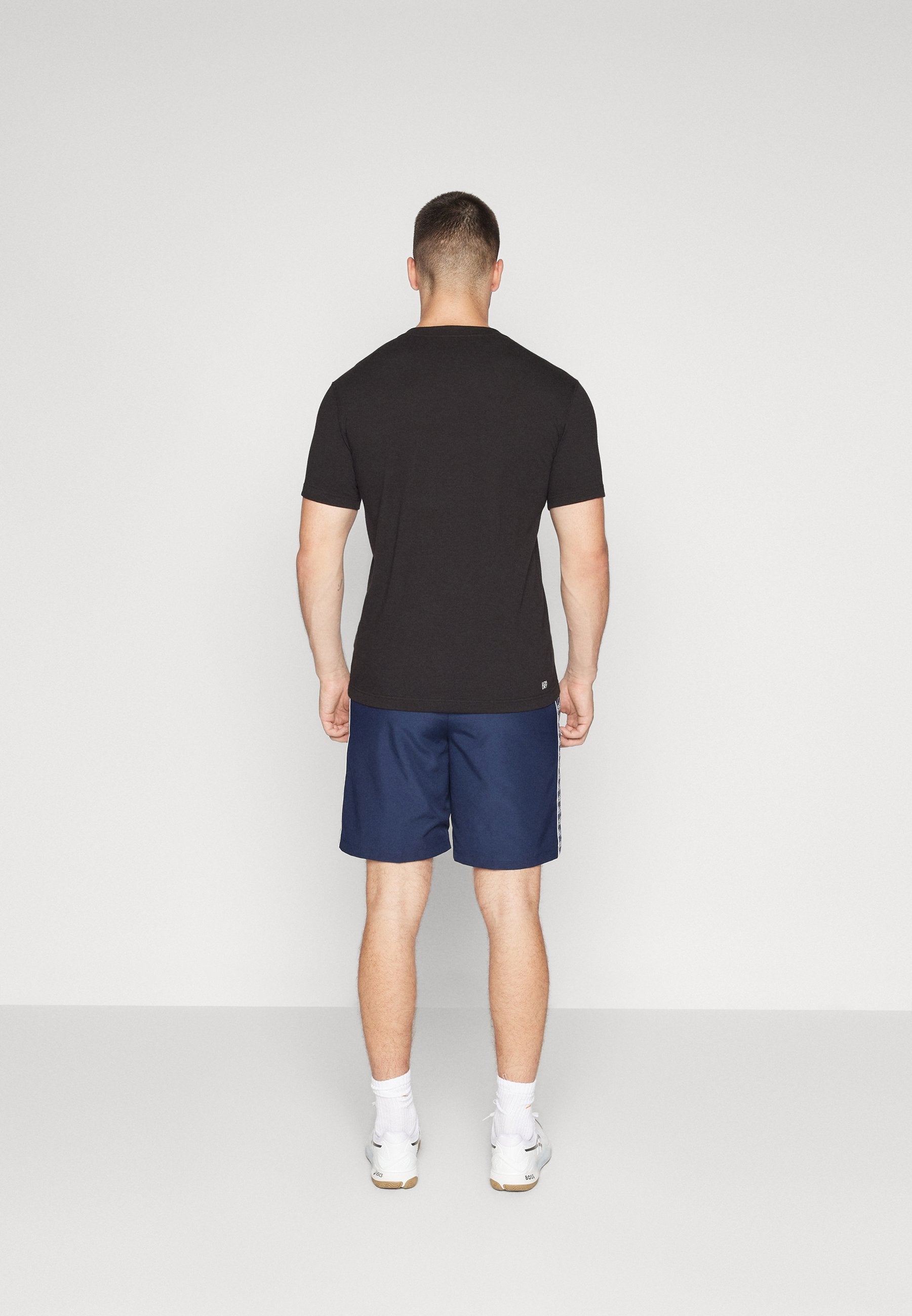 Lacoste Sport SHORTS