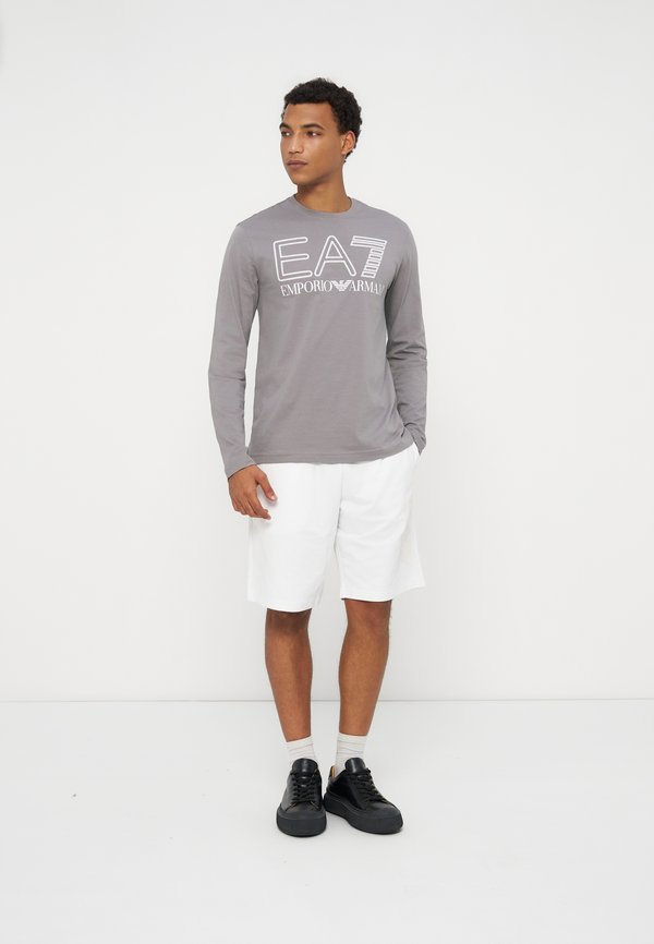 EA7 Emporio Armani