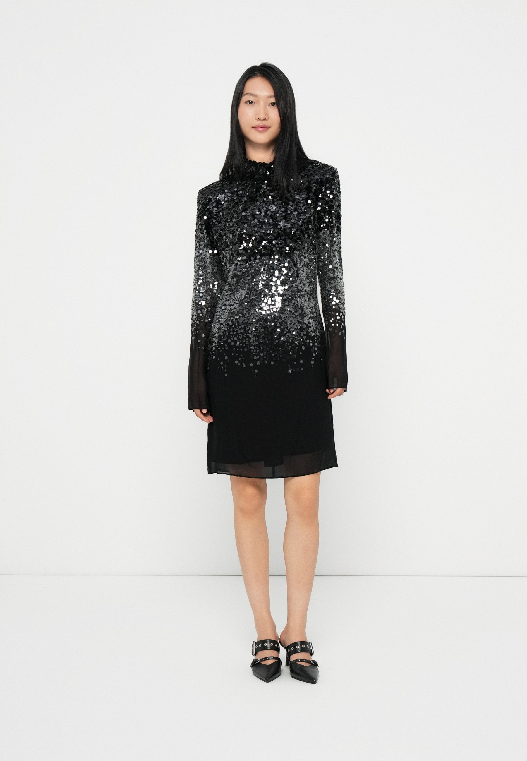STUDIO DEGRADE DRESS Media 3