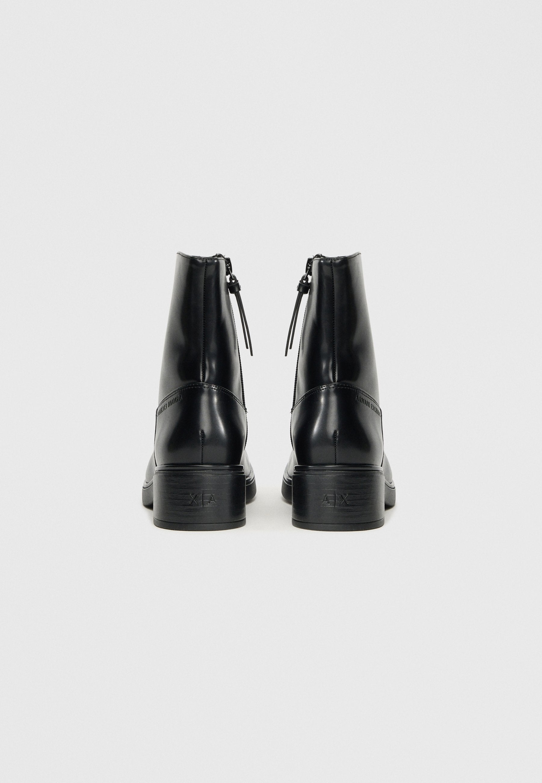 Armani Exchange Ankle Boot Media 3