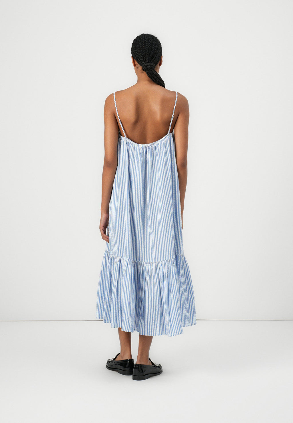 SEERSUCKER LONG STRAPPY DRESS Media 4