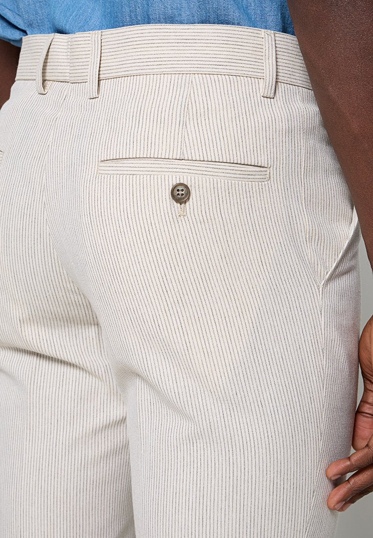 SLIM FIT Media 10