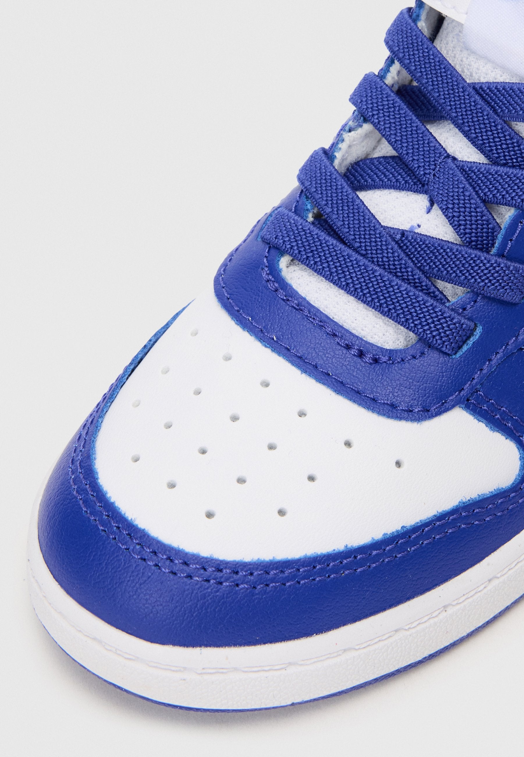 Nike Sportswear COURT BOROUGH MID 2 BTV UNISEX