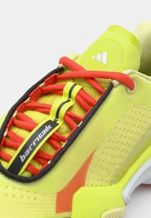 adidas Performance ASMC BARRICADE