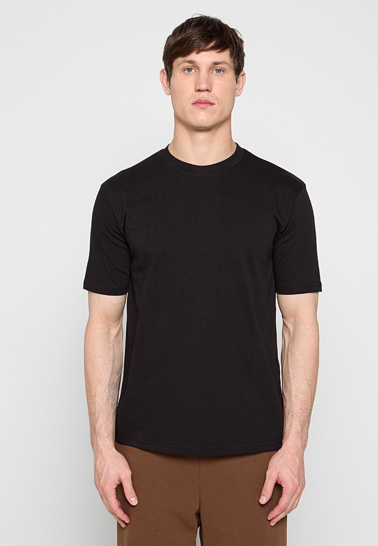 SIKSILK 3 PACK RELAXED FIT