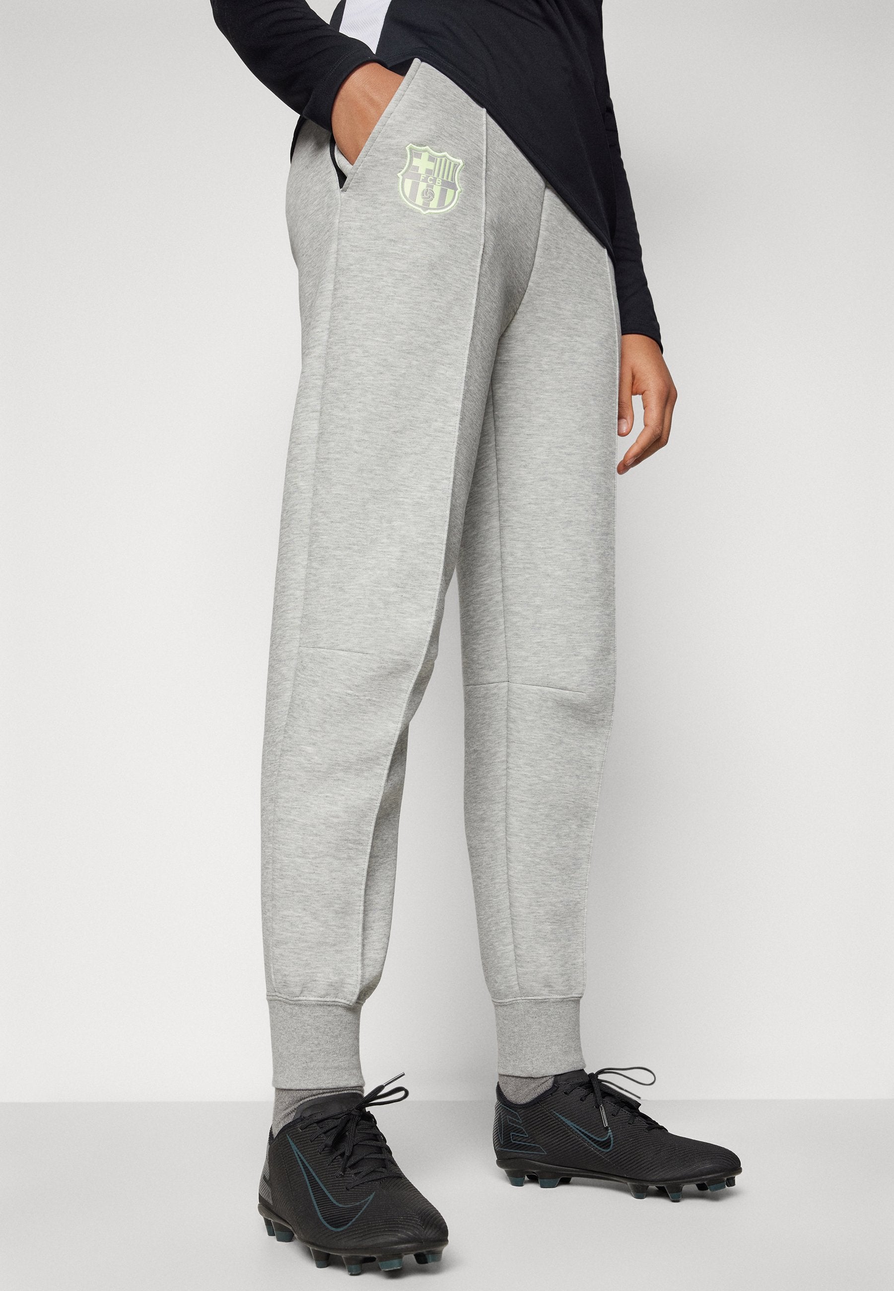 Nike Performance FCB