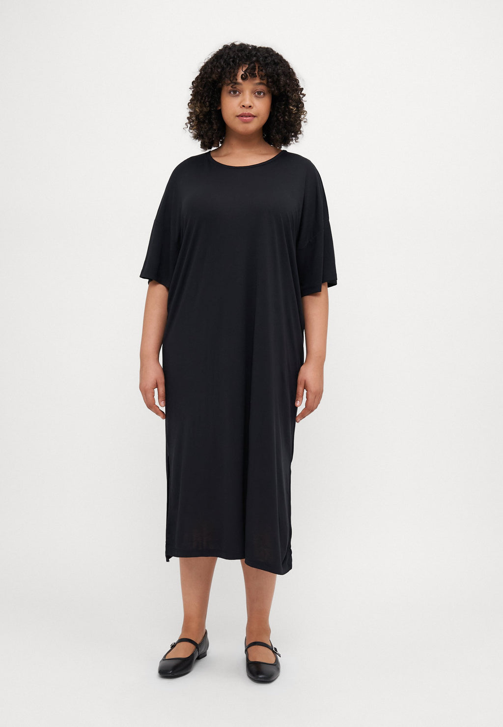 Noisy May Curve Short sleeved Curve Long