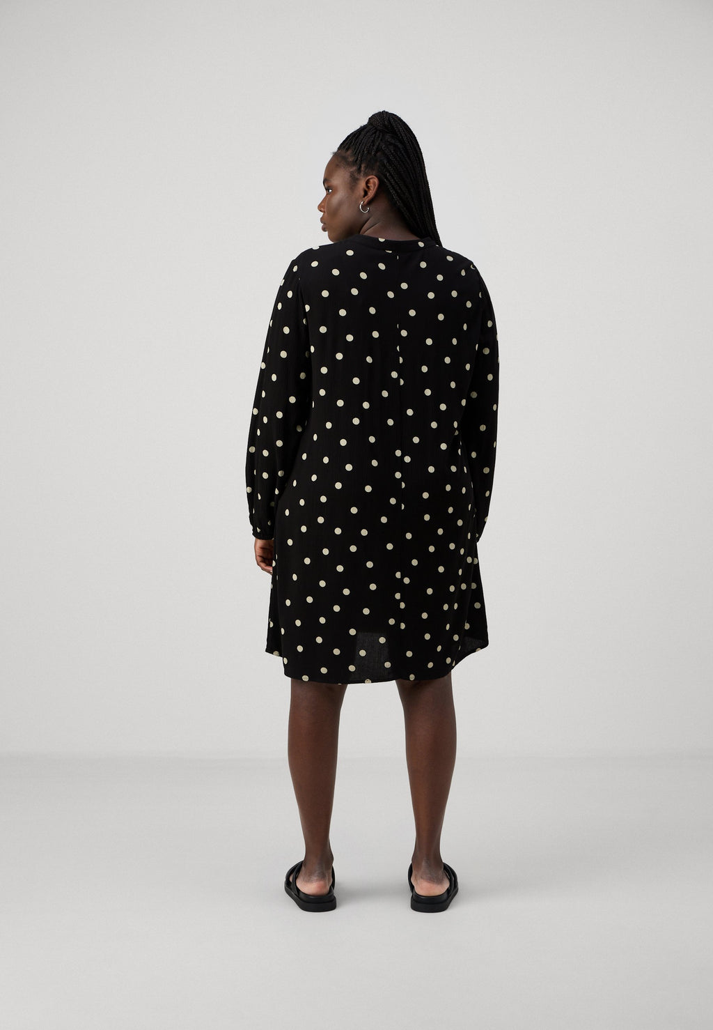 CARDIONA LIFE DRESS Media 4