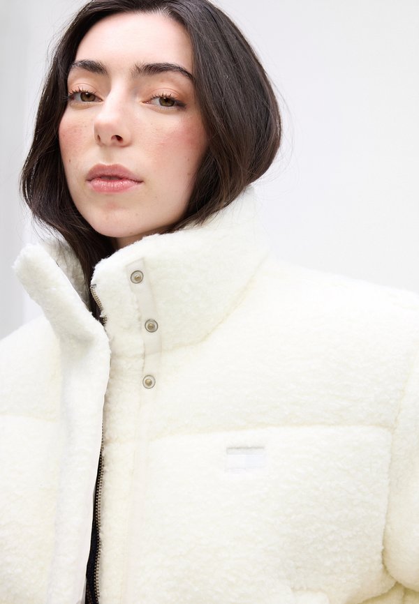 Tommy Jeans PUFFER JACKET