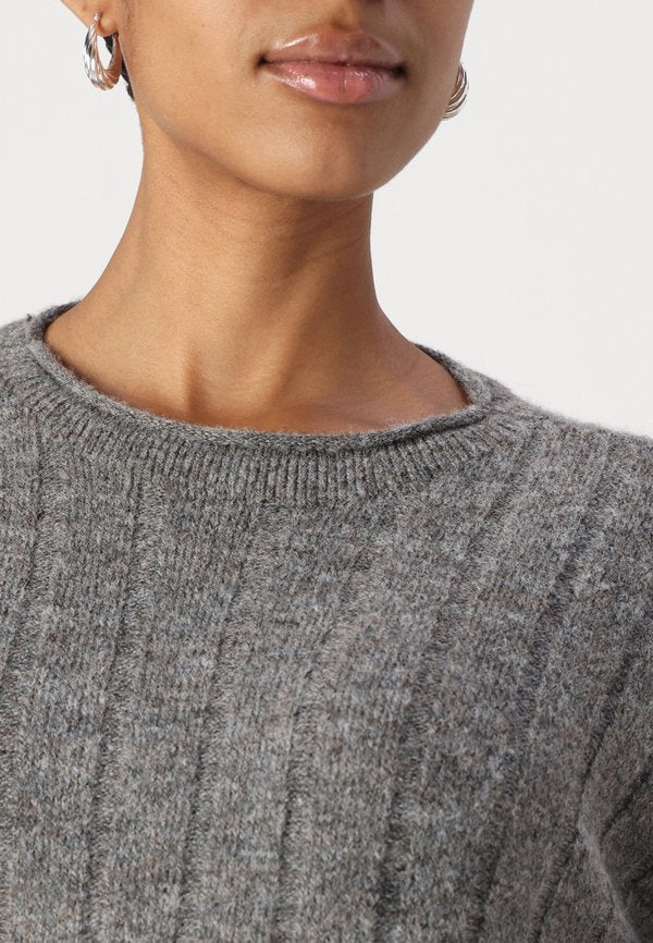 Vero Moda Maternity Knitted Regular Fit Round Neck