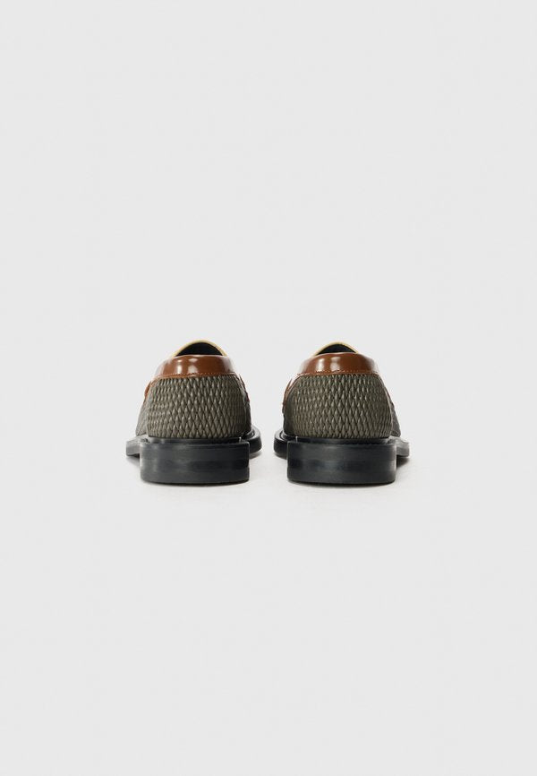Filling Pieces LOAFER REED