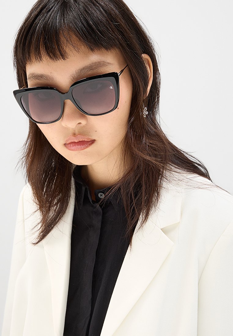 Calvin Klein Jeans Sonnenbrille Media 2
