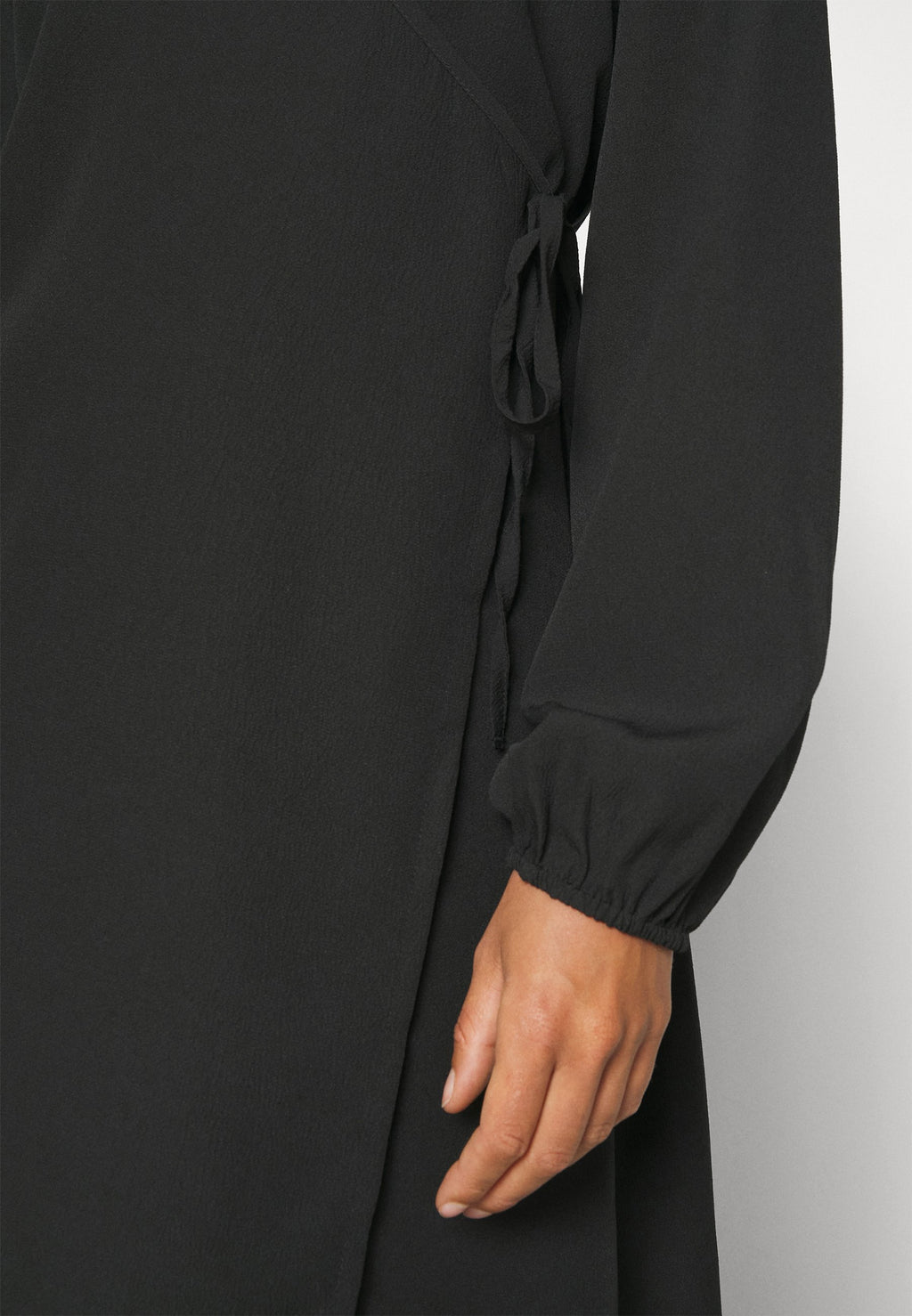 Pieces Petite PCNESSA WRAP DRESS