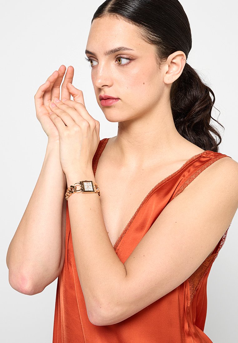 FERRAGAMO Uhr Media 2