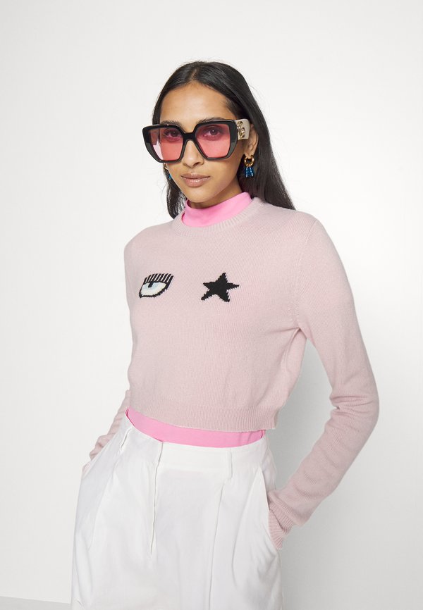 CHIARA FERRAGNI EYESTAR CROP