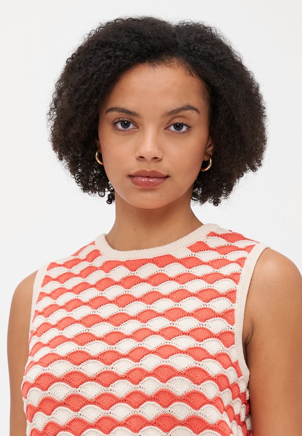 Vero Moda Petite VMCARRY O NECK