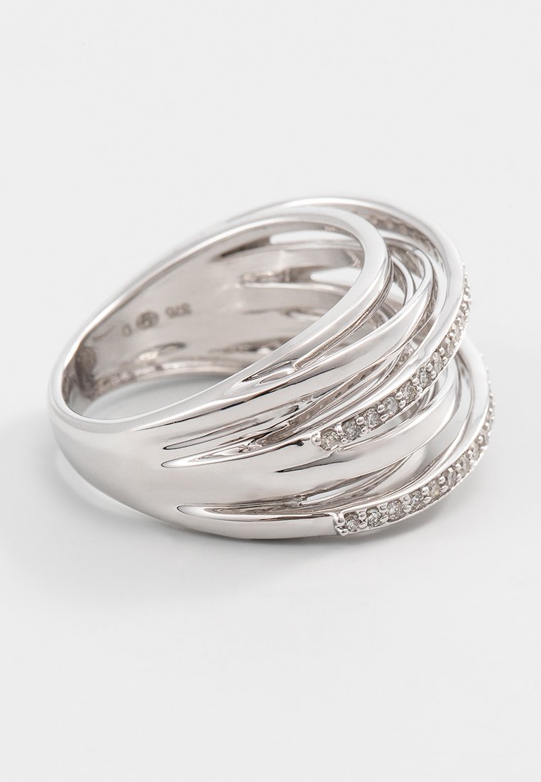 Paris Vendôme ENTRELACS VOLTAIRE 0,5 CT. DIAMOND