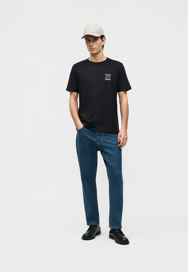 Tommy Hilfiger CHEST GRAPHIC TEES ZALANDO EXCLUSIVE 2 PACK - Basic T-shirt - white/black