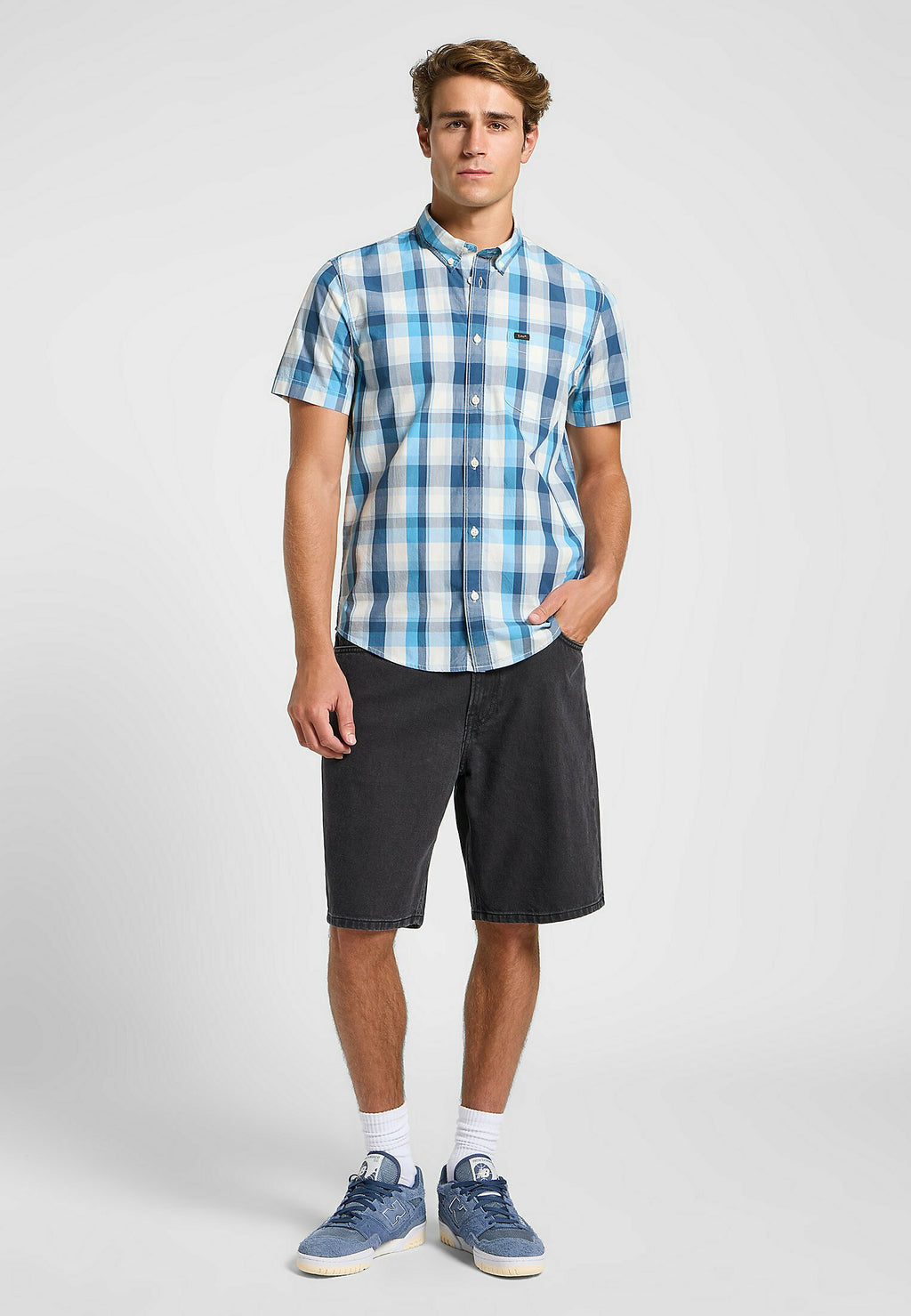 Lee BUTTON DOWN