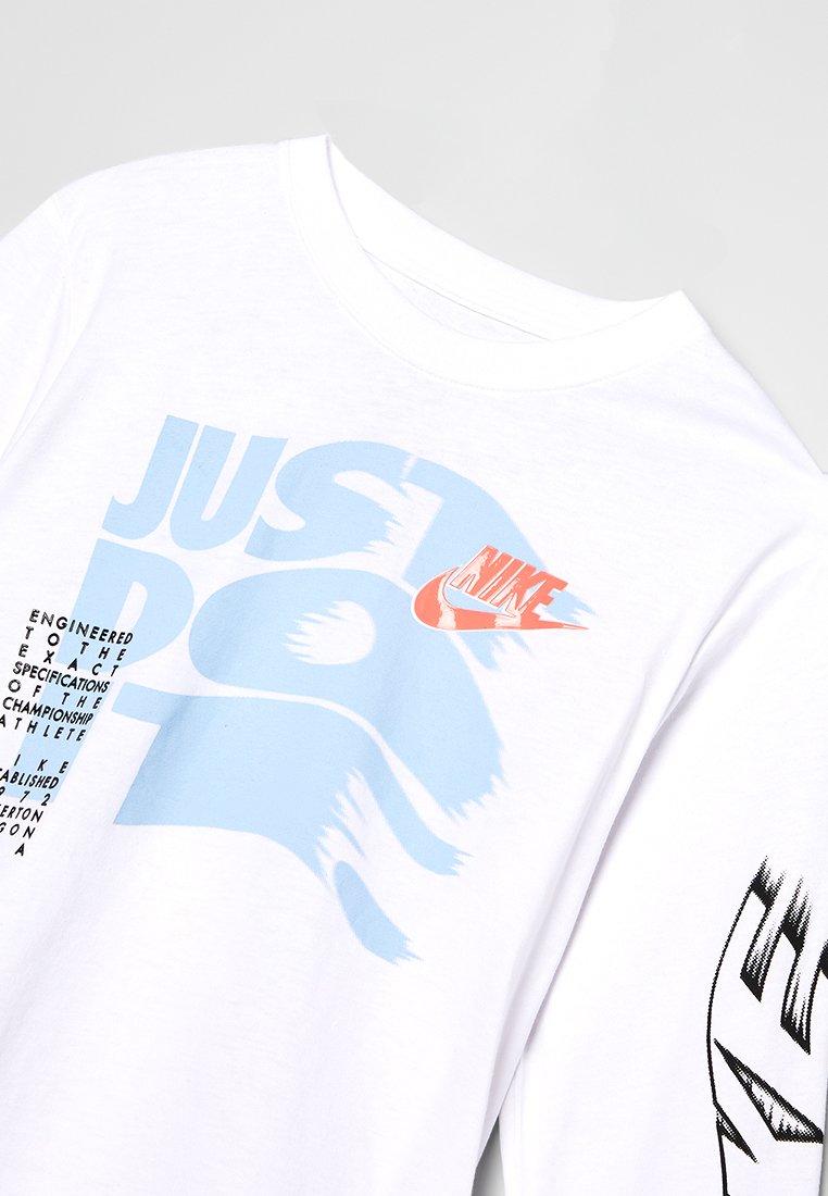 Nike Sportswear