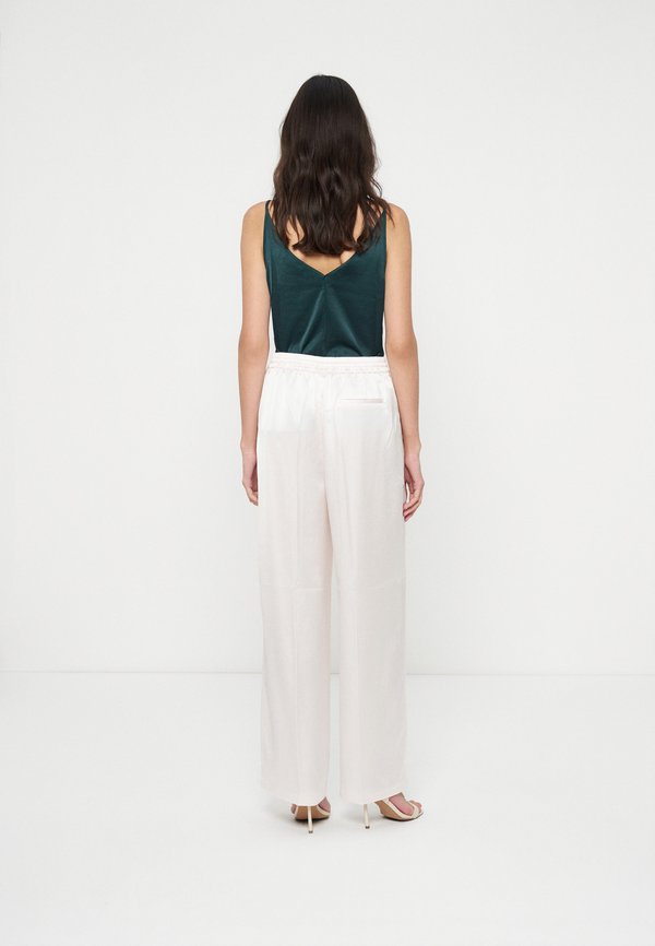 Ted Baker UMAIBO