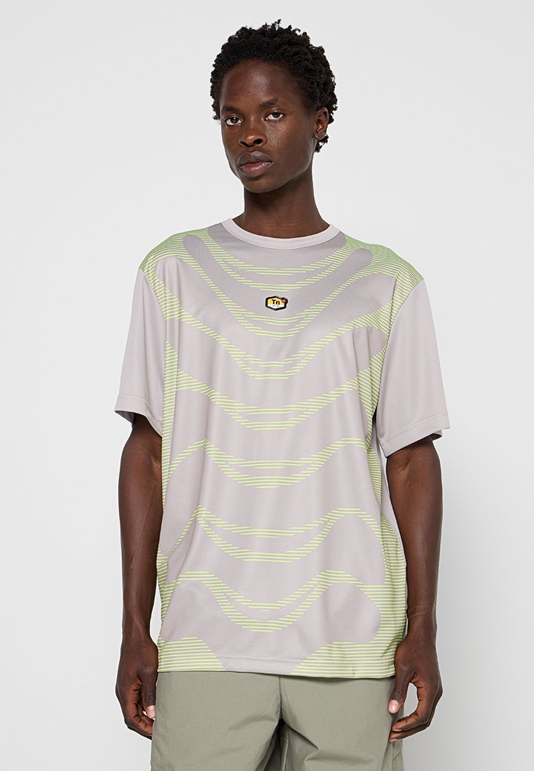Nike Sportswear