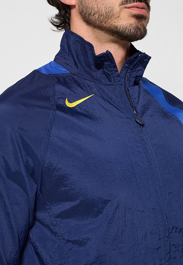 Nike Performance