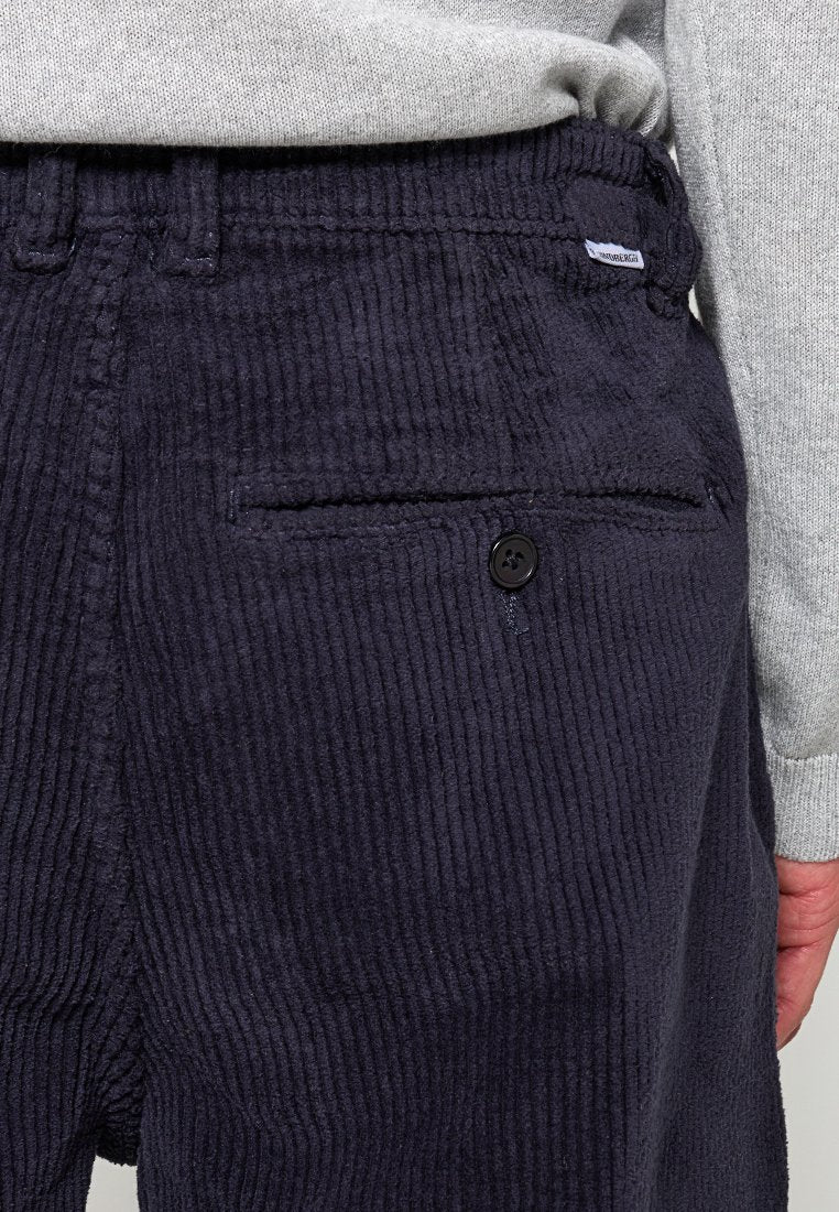RELAXED FIT Media 6