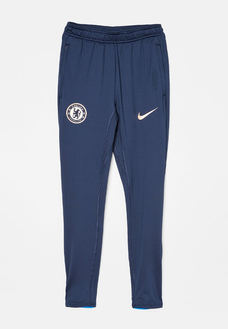 Dunkelblaue Nike Jogginghose mit Chelsea FC-Logo am linken Oberschenkel und Nike-Swoosh am rechten Oberschenkel, elastischem Bund und Seitentaschen.
