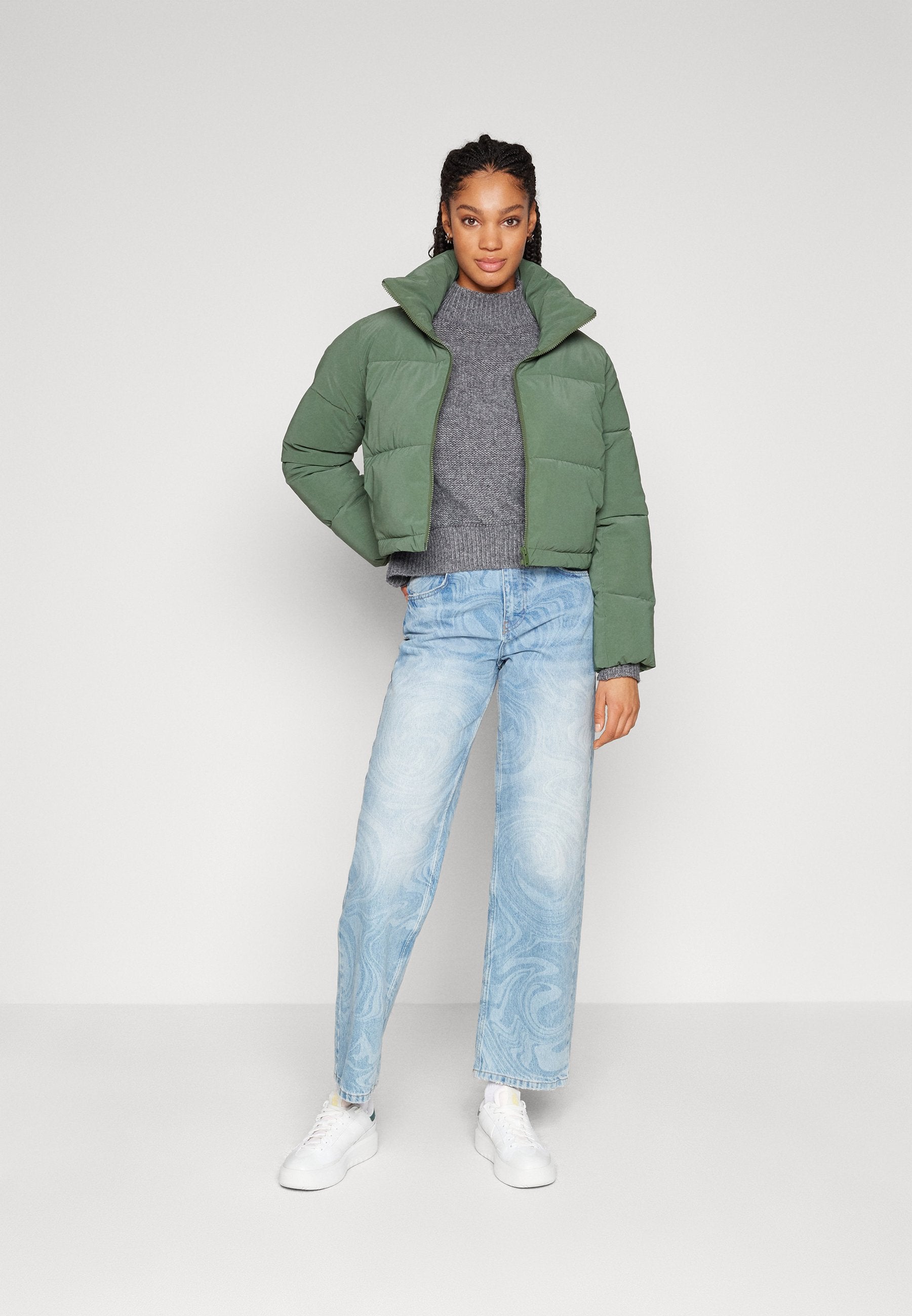 ONLLIVIA PUFFER JACKET Media 2