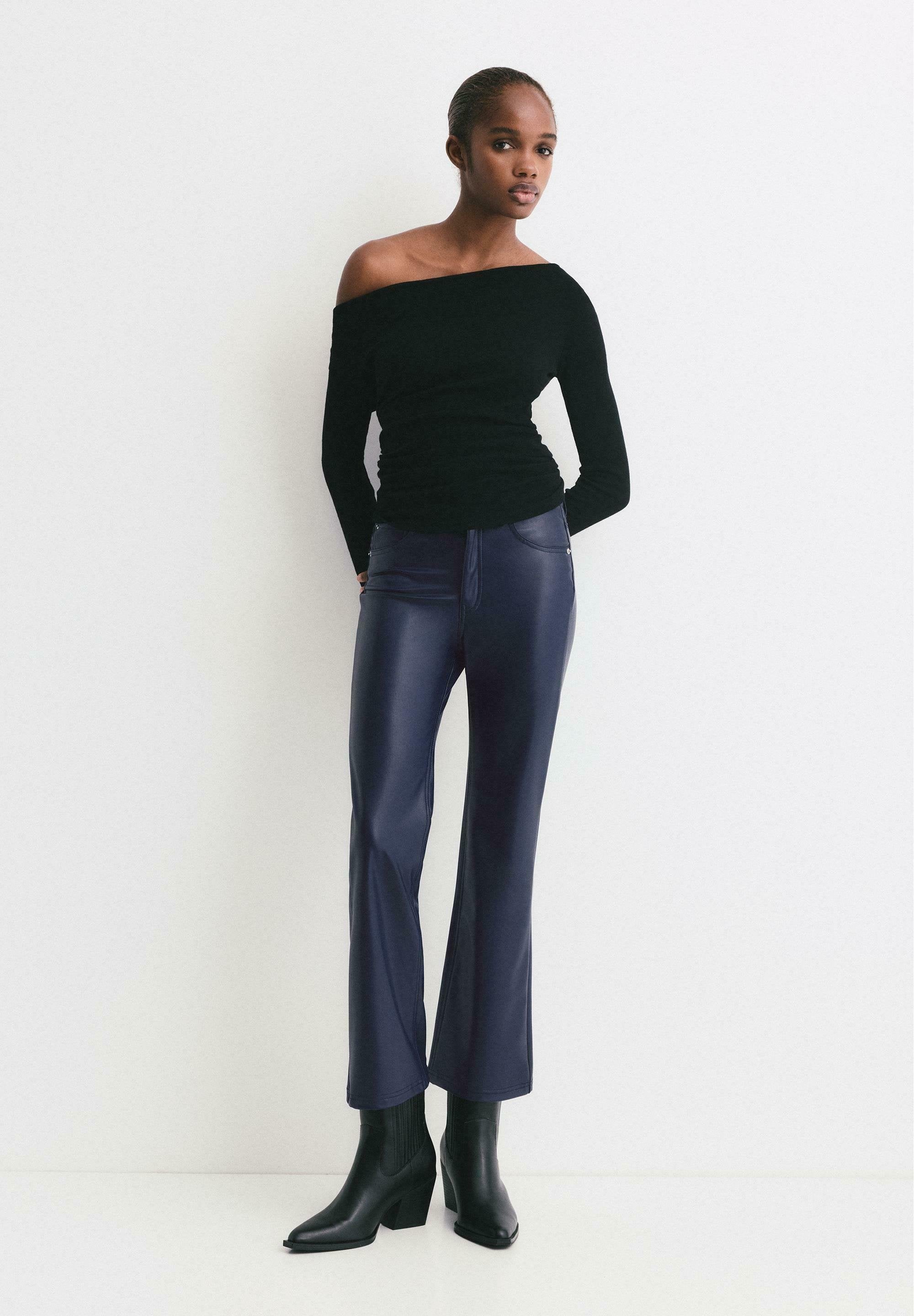 PULL&BEAR EFFECT KICK FLARED