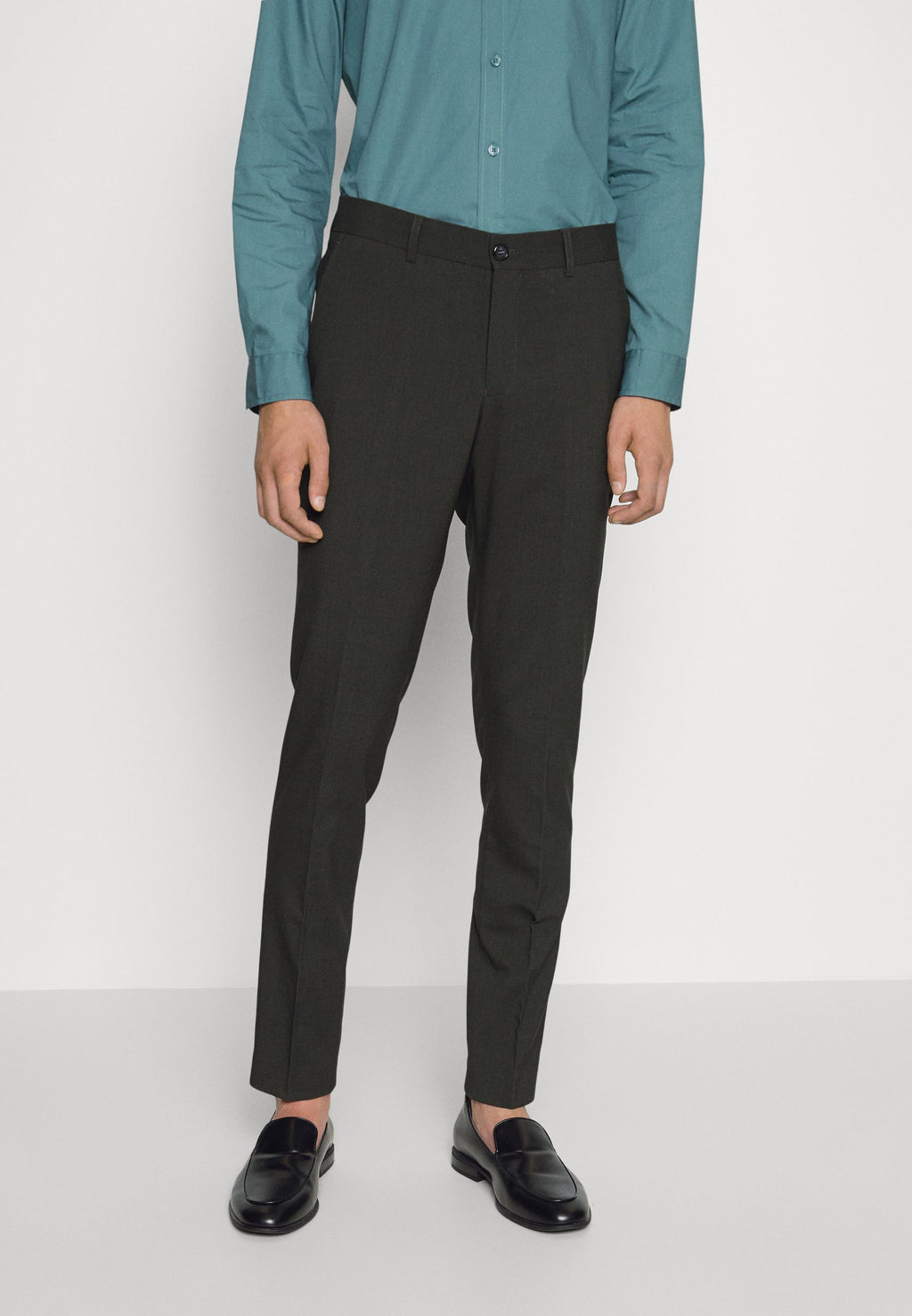 SLIM FIT PLAIN MENS SUIT Media 7