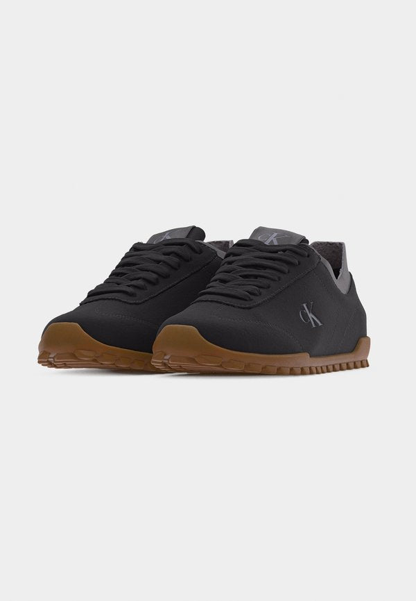Calvin Klein LOW PROFILE RUN MG SUE DB LACES