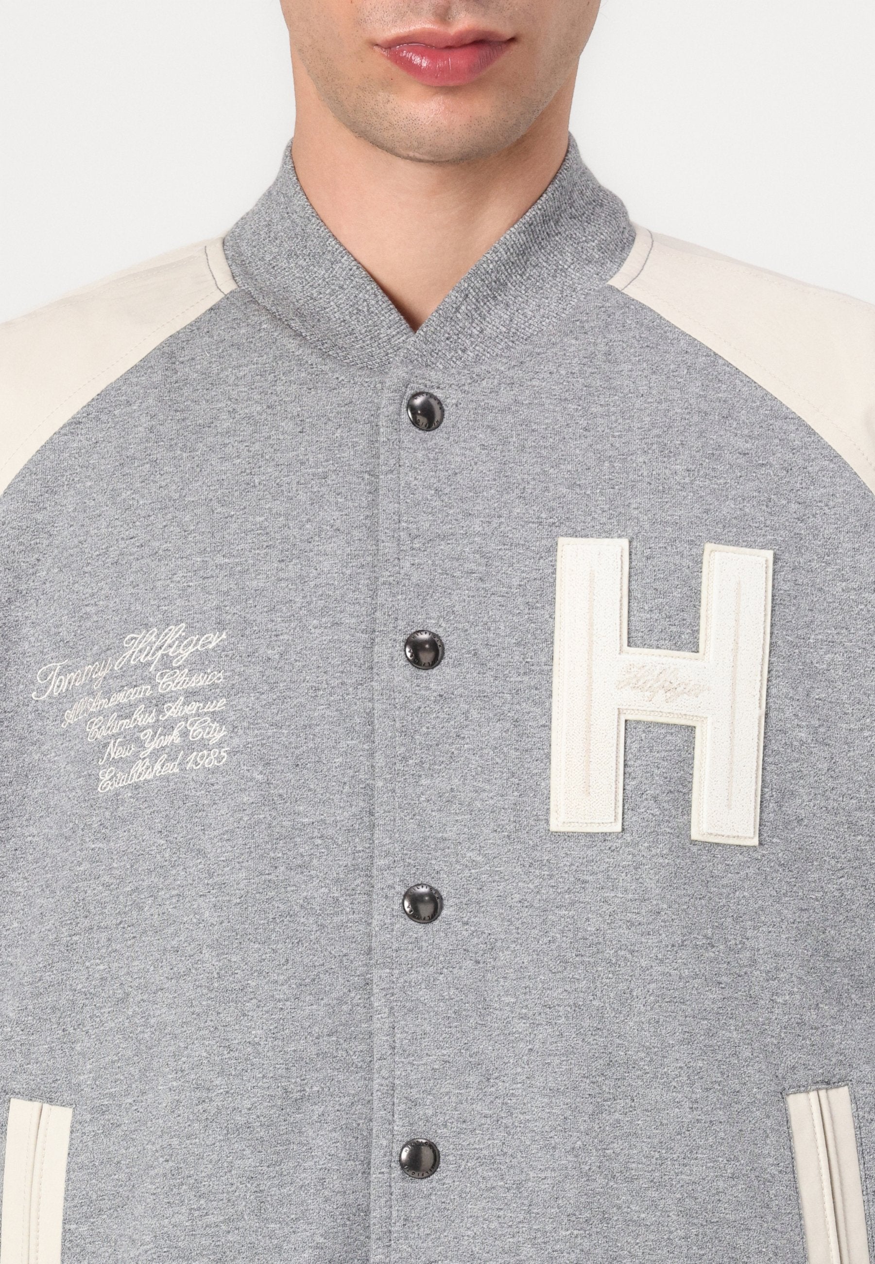 MIX MEDIA VARSITY UNISEX Media 6