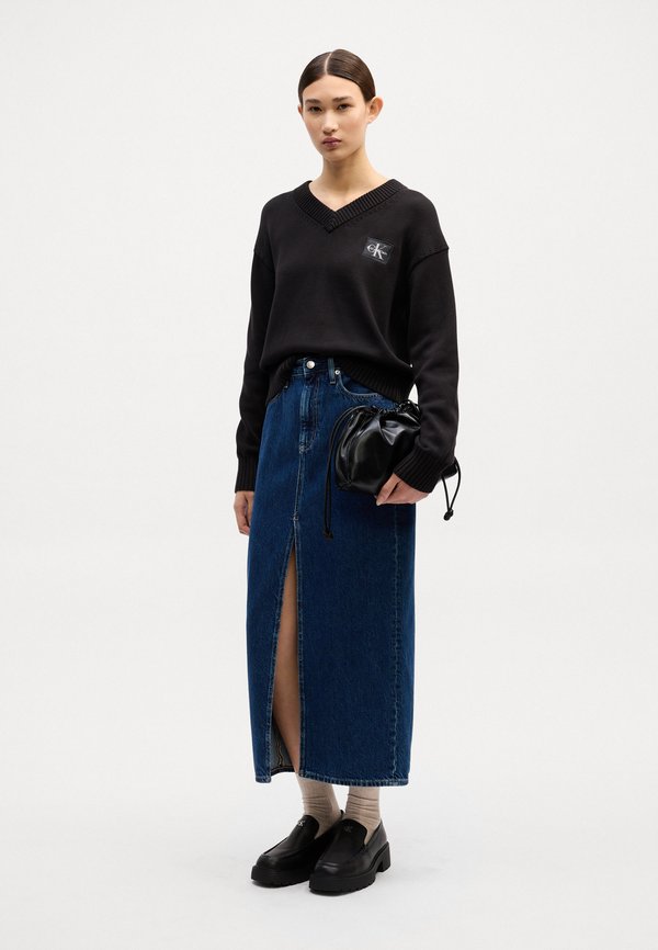 Calvin Klein Jeans BADGE V NECK SWEATER