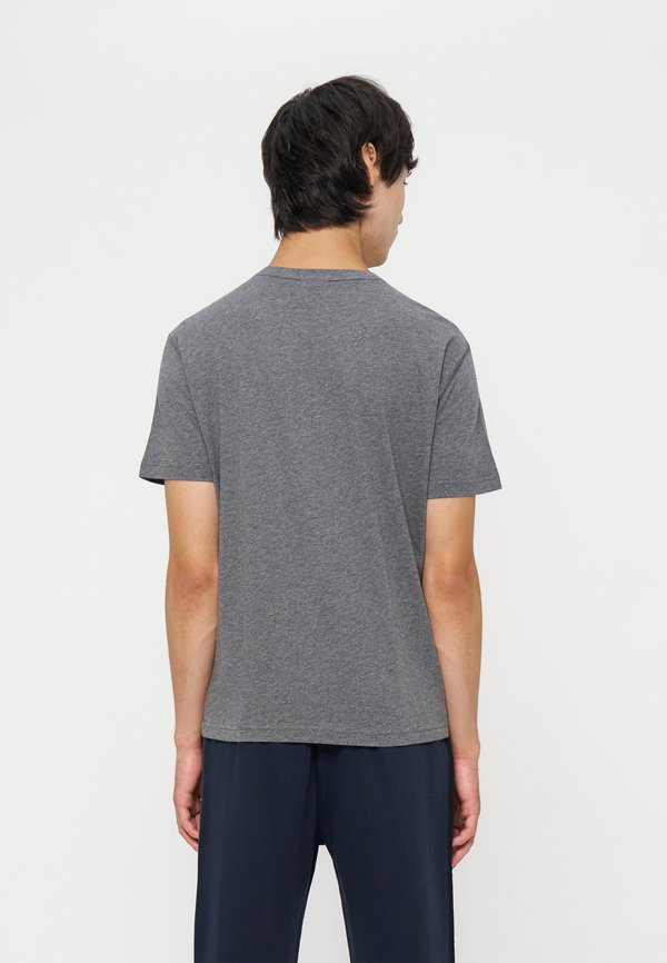 EA7 Emporio Armani T-SHIRT