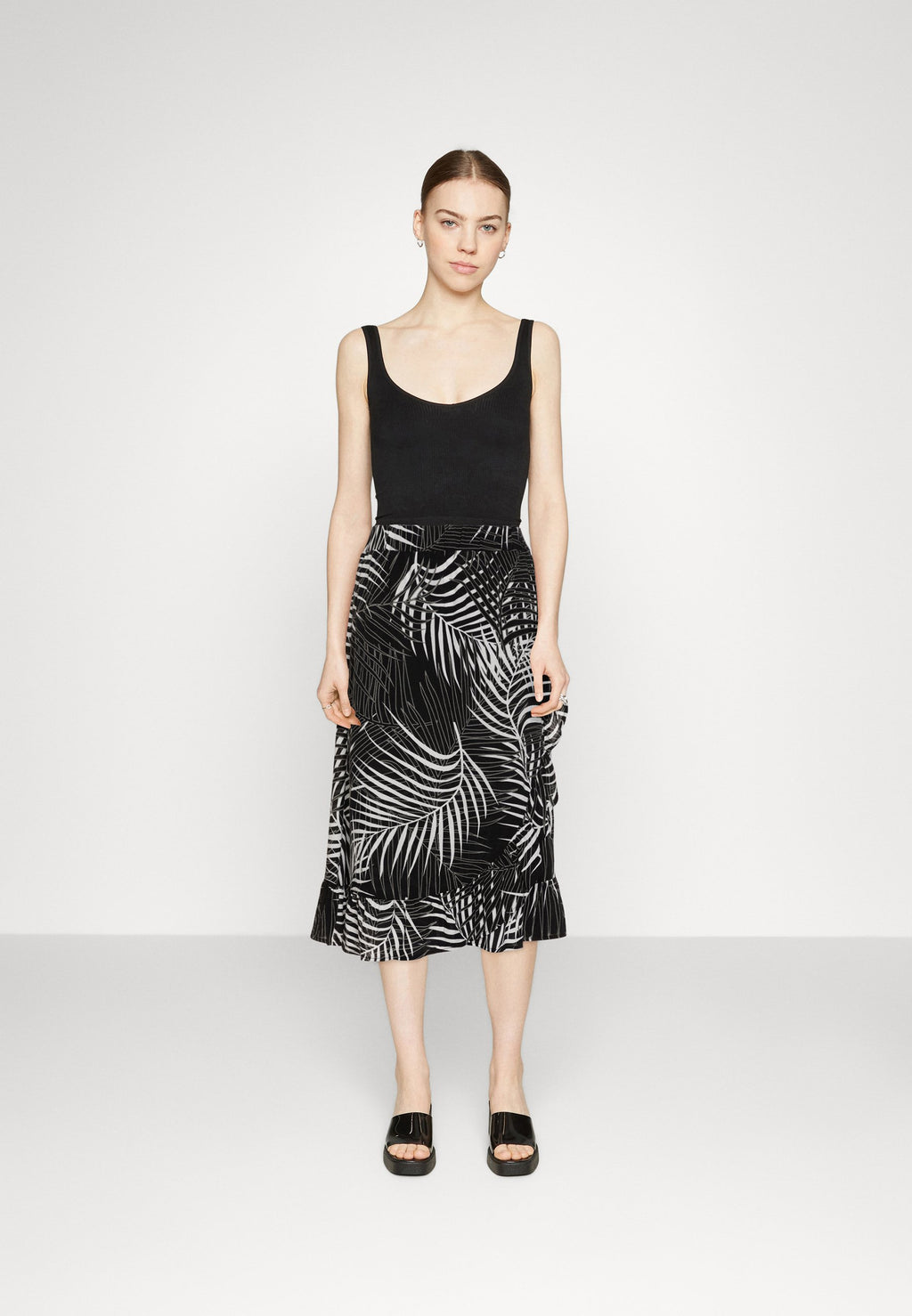 ONLFRIDA WRAP SKIRT Media 2
